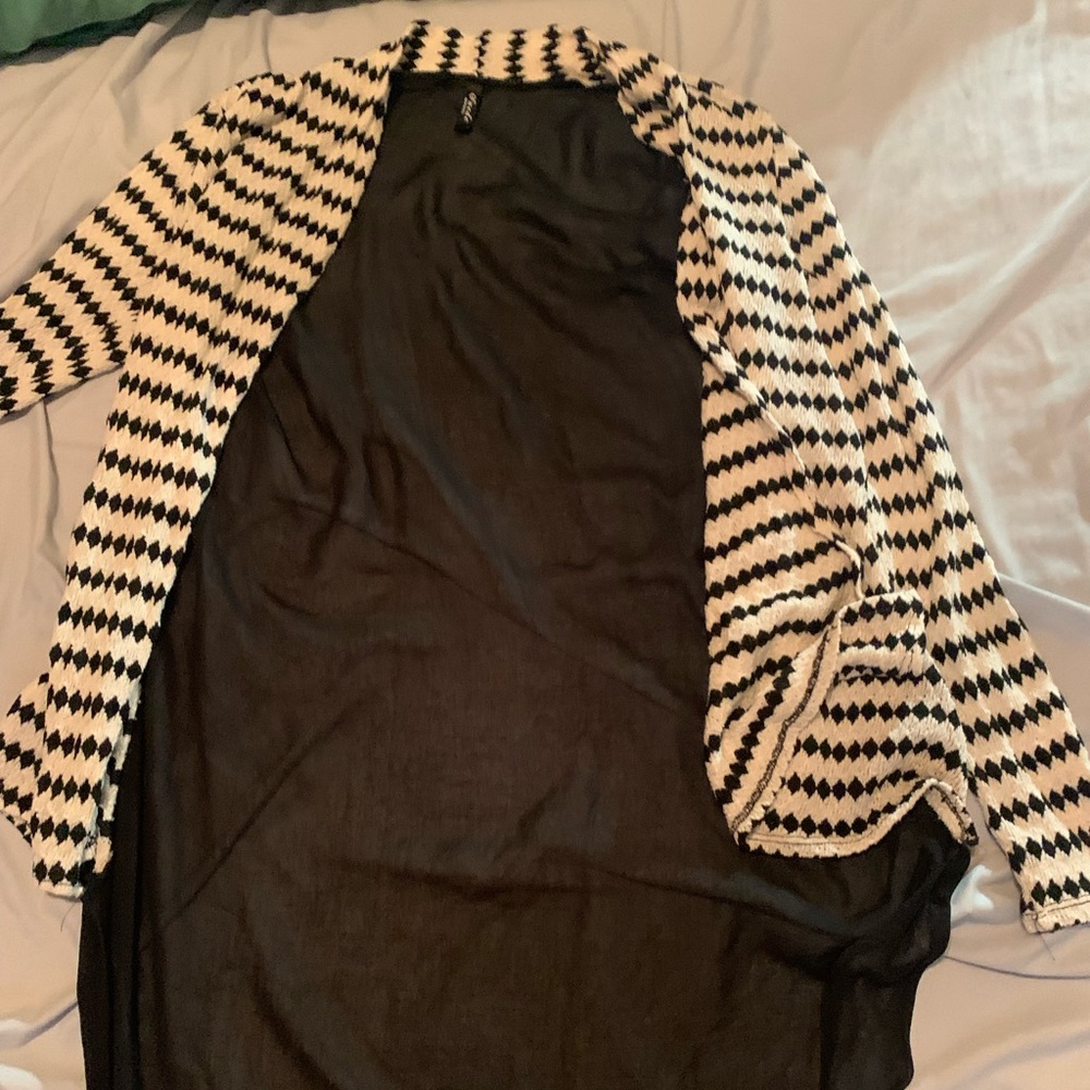 suede black n white cardigan lightweight